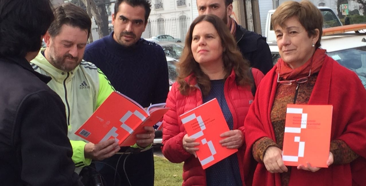 Imagen de Libro LIP Año 2: Caminar, Pedalear y Conducir: Convivencia en la Ciudad}